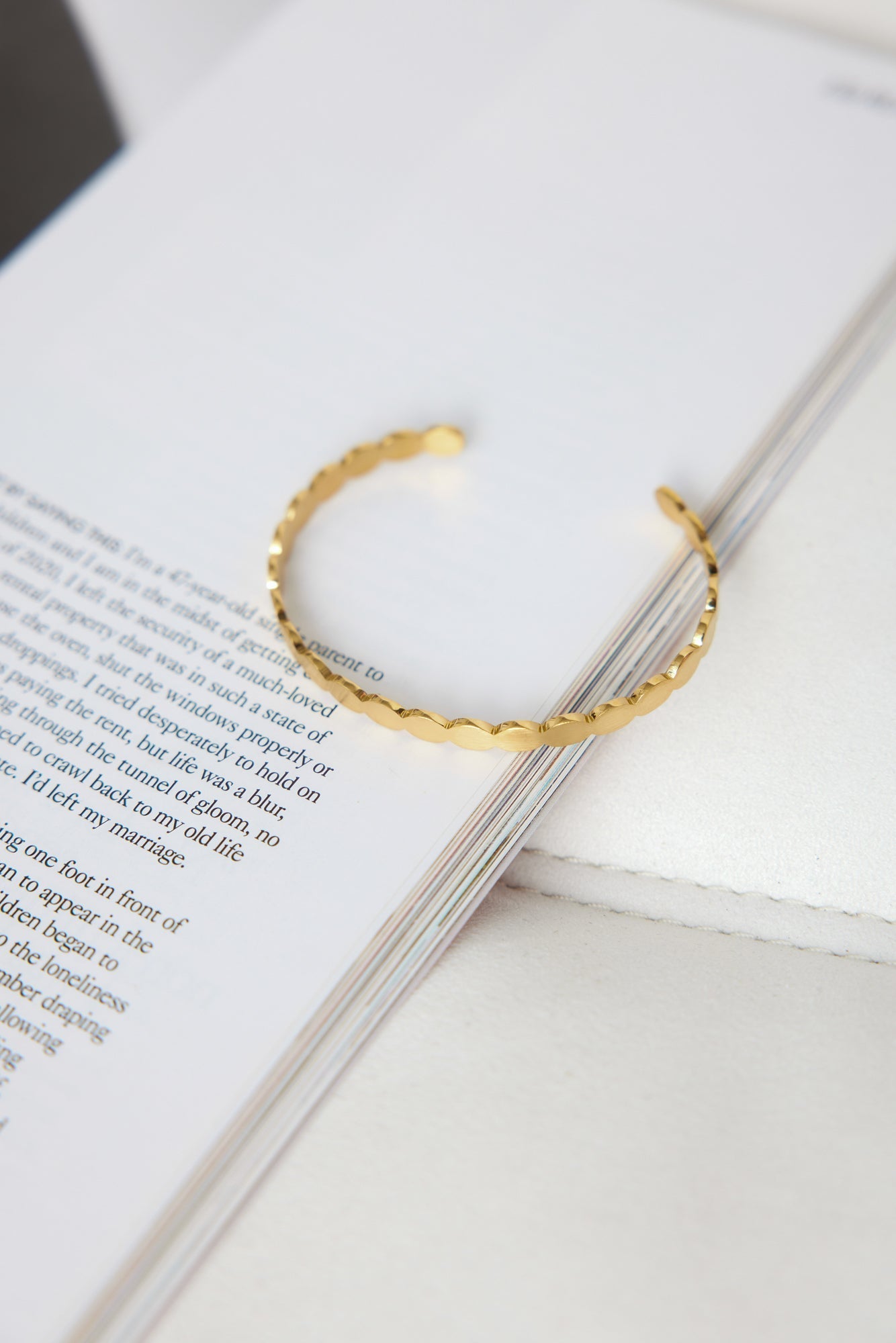 18k Gold Plated Aphrodite Bracelet Gold Venuries