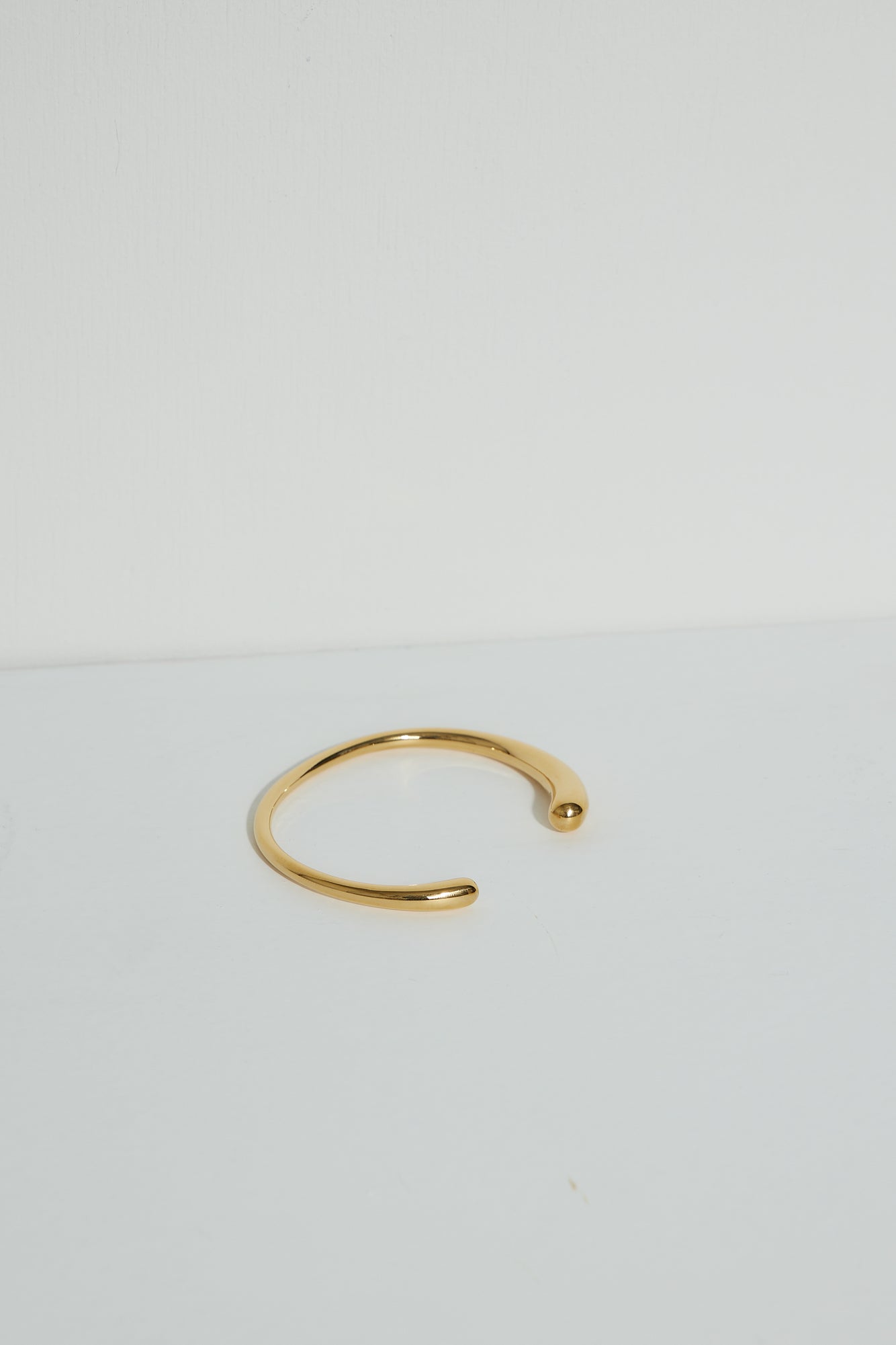 18k Gold Plated Desire Bracelet Gold Venuries