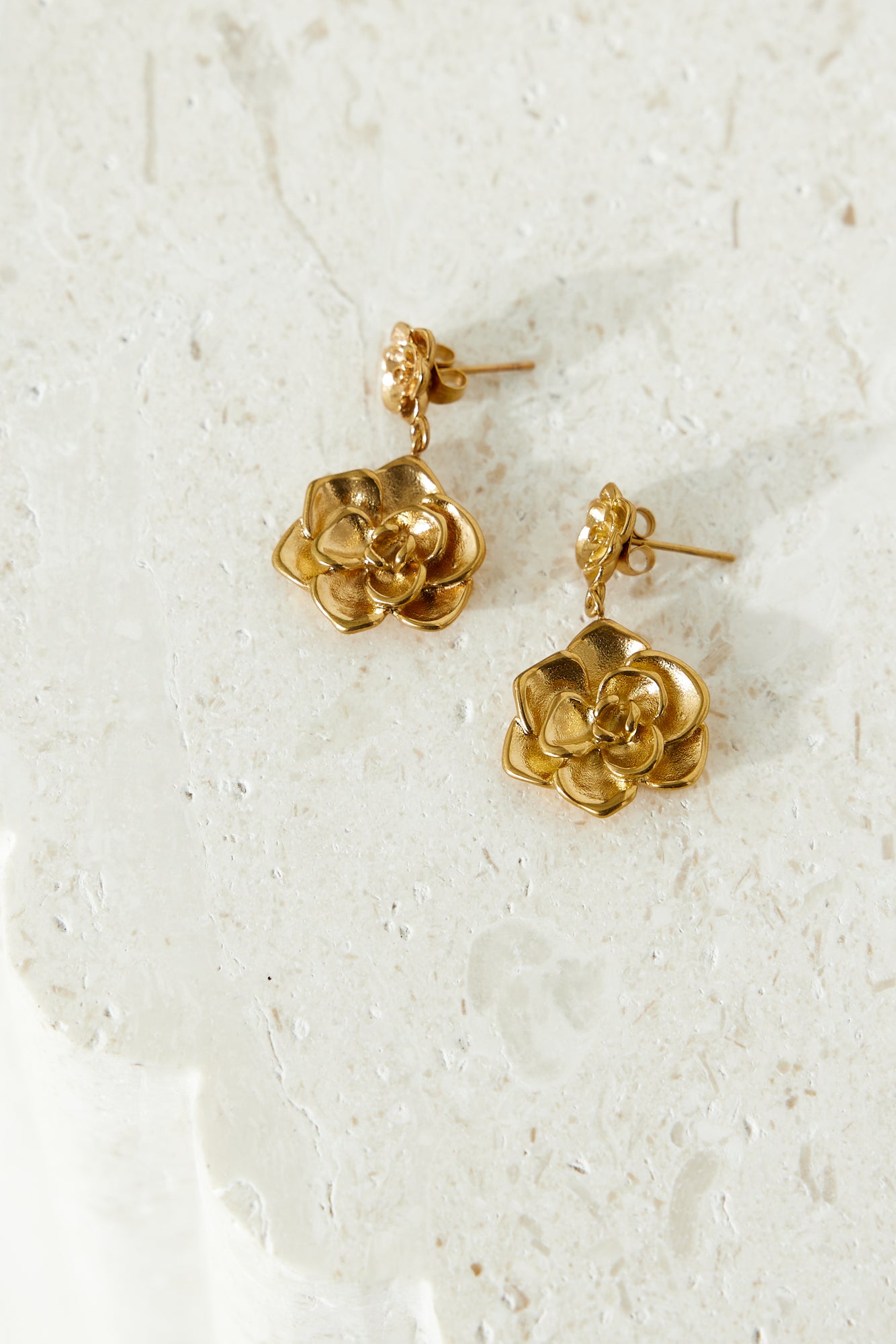 18k Gold Plated Full Bloom Earrings Gold Venuries