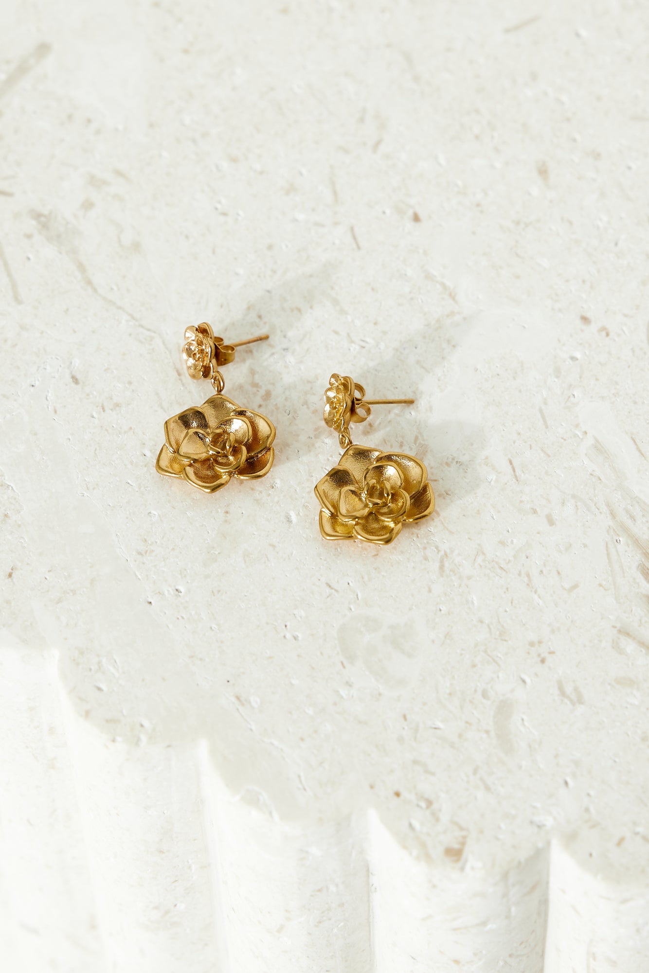 18k Gold Plated Full Bloom Earrings Gold Venuries